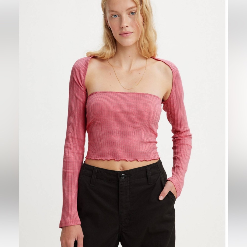 Star Top Two Piece Set from Levi’s! No longer available online!